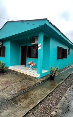 Casa à venda com 76m², 2 quartos e 3 vagas