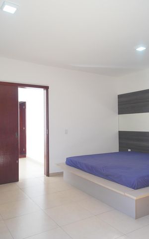 Casa à venda com 300m², 4 quartos e 3 vagassuite
