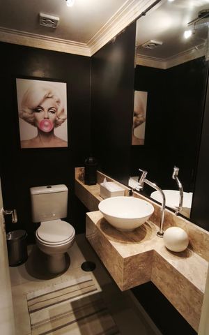 Apartamento à venda com 110m², 3 quartos e 2 vagas Apartamento à venda com 110m², 3 quartos e 2 vagasBanheiro