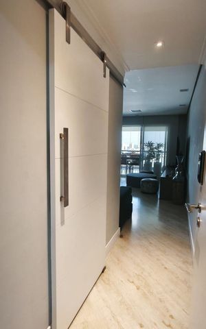 Apartamento à venda com 110m², 3 quartos e 2 vagas Apartamento à venda com 110m², 3 quartos e 2 vagasCorredor