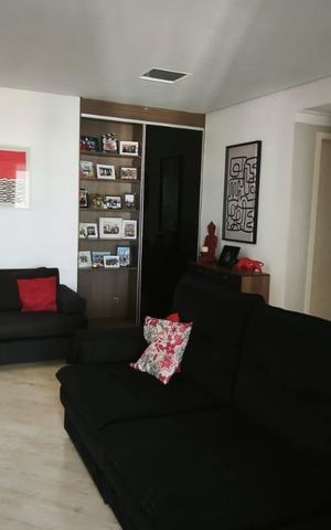 Apartamento à venda com 110m², 3 quartos e 2 vagas Apartamento à venda com 110m², 3 quartos e 2 vagasSala