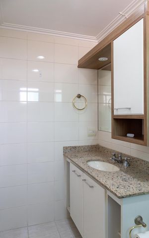 Apartamento para alugar com 153m², 3 quartos e 3 vagasBanheiro da Suíte 2