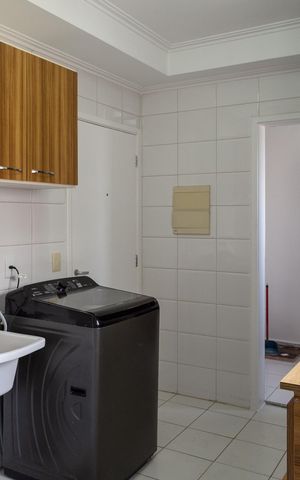 Apartamento para alugar com 153m², 3 quartos e 3 vagasÁrea de Serviço