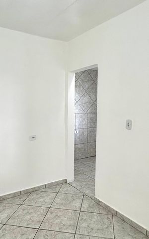 Casa para alugar com 80m², 1 quarto e sem vaga Casa para alugar com 80m², 1 quarto e sem vagaSala