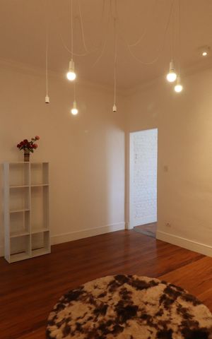 Casa para alugar com 180m², 2 quartos e 1 vagaSala