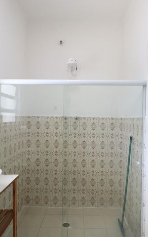 Casa para alugar com 180m², 2 quartos e 1 vagaBanheiro
