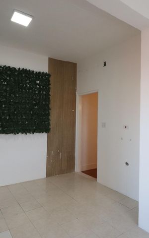 Casa para alugar com 180m², 2 quartos e 1 vagaCozinha