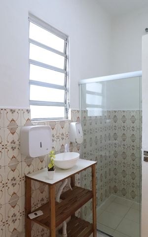 Casa para alugar com 180m², 2 quartos e 1 vagaBanheiro