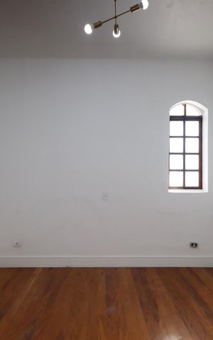 Casa para alugar com 180m², 2 quartos e 1 vagaQuarto 1