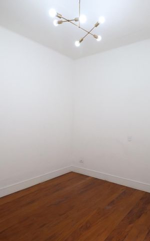 Casa para alugar com 180m², 2 quartos e 1 vagaQuarto 1
