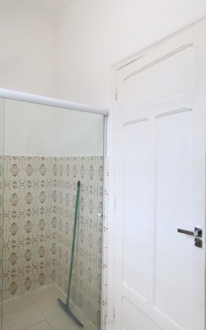Casa para alugar com 180m², 2 quartos e 1 vagaBanheiro