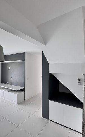 Apartamento para alugar com 148m², 3 quartos e 2 vagas Apartamento para alugar com 148m², 3 quartos e 2 vagasSala