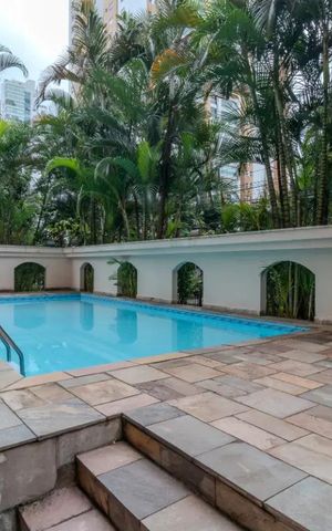 Apartamento à venda com 210m², 5 quartos e 3 vagas