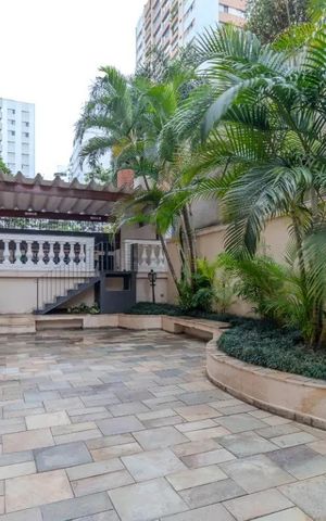 Apartamento à venda com 210m², 5 quartos e 3 vagas