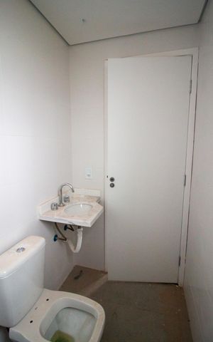 Apartamento para alugar com 71m², 2 quartos e 2 vagas Apartamento para alugar com 71m², 2 quartos e 2 vagasBanheiro da Suíte