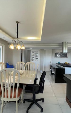 Apartamento para alugar com 231m², 3 quartos e 3 vagas