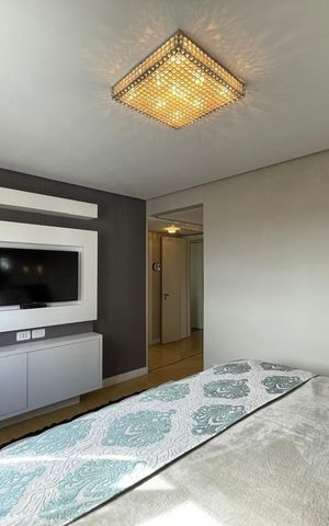 Apartamento para alugar com 231m², 3 quartos e 3 vagas