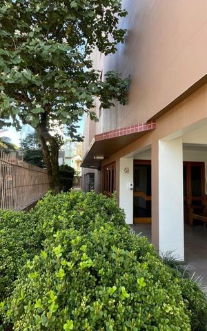 Apartamento para alugar com 231m², 3 quartos e 3 vagas