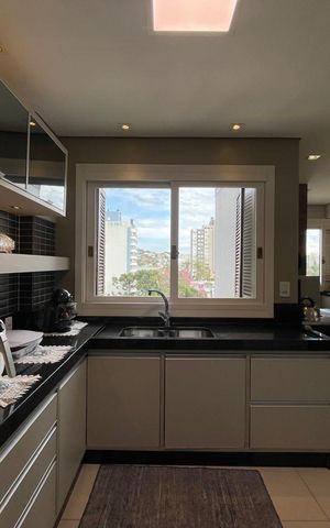 Apartamento para alugar com 231m², 3 quartos e 3 vagas