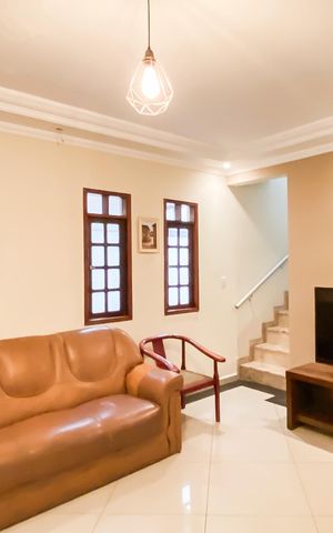 Casa à venda com 140m², 3 quartos e 4 vagasSala 