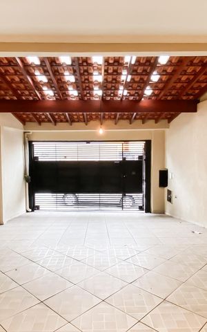 Casa à venda com 140m², 3 quartos e 4 vagasGaragem 