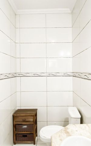 Casa à venda com 140m², 3 quartos e 4 vagasBanheiro da Suíte 1