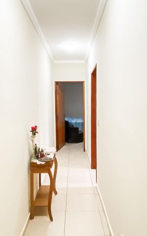 Casa à venda com 140m², 3 quartos e 4 vagasCorredor 