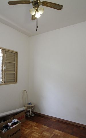 Casa à venda com 310m², 4 quartos e 2 vagasQuarto 4