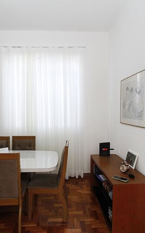 Casa à venda com 310m², 4 quartos e 2 vagasCopa