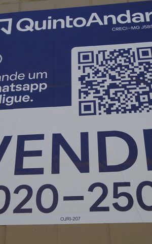 Casa à venda com 310m², 4 quartos e 2 vagasPlaca