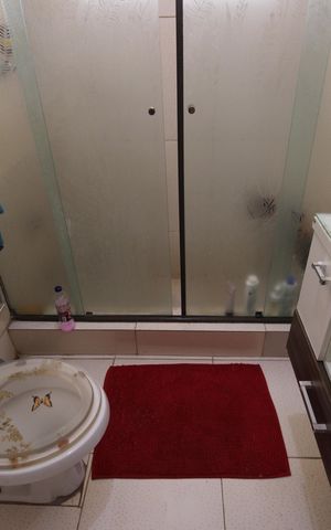 Casa à venda com 210m², 3 quartos e 6 vagasBanheiro da suíte