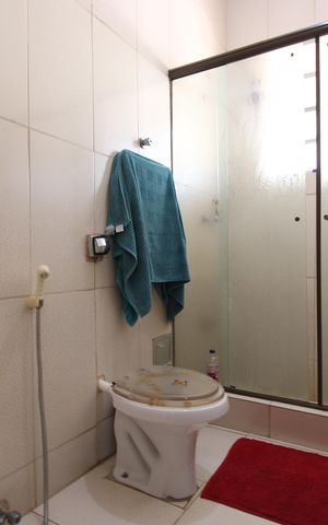 Casa à venda com 210m², 3 quartos e 6 vagasBanheiro da suíte