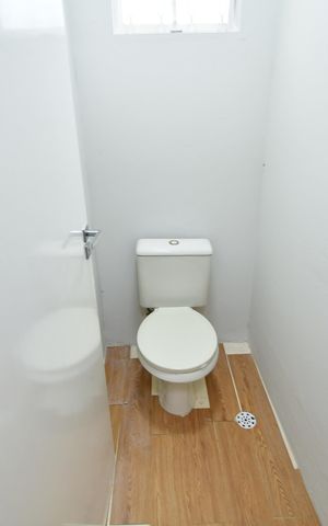 Casa para alugar com 154m², 4 quartos e 4 vagasLavabo