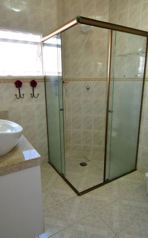 Casa para alugar com 154m², 4 quartos e 4 vagasBanheiro