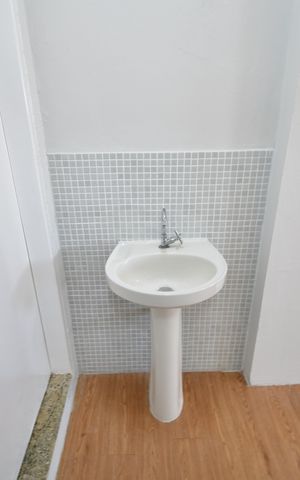 Casa para alugar com 154m², 4 quartos e 4 vagasLavabo