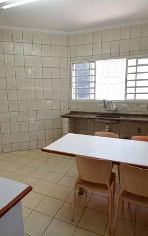 Casa para alugar com 154m², 4 quartos e 4 vagasCozinha