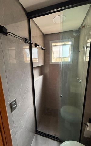 Apartamento à venda com 45m², 2 quartos e 1 vaga Apartamento à venda com 45m², 2 quartos e 1 vagaBanheiro