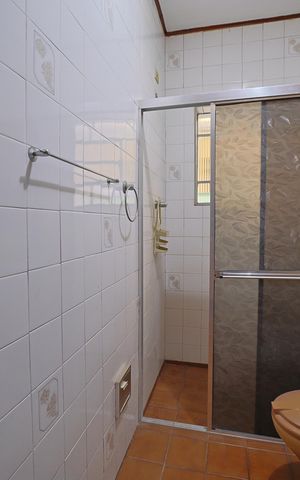 Casa para alugar com 131m², 2 quartos e 1 vagaBanheiro