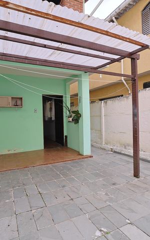 Casa para alugar com 131m², 2 quartos e 1 vagaÁrea de Serviço