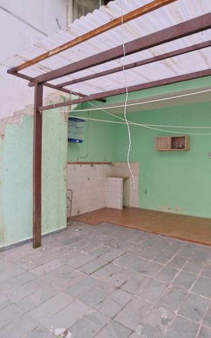 Casa para alugar com 131m², 2 quartos e 1 vagaÁrea de Serviço