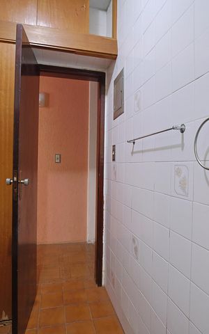 Casa para alugar com 131m², 2 quartos e 1 vagaBanheiro