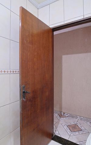 Casa à venda com 152m², 4 quartos e 2 vagasBanheiro 2- Casa 2