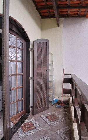 Casa à venda com 152m², 4 quartos e 2 vagasVaranda - Casa 2