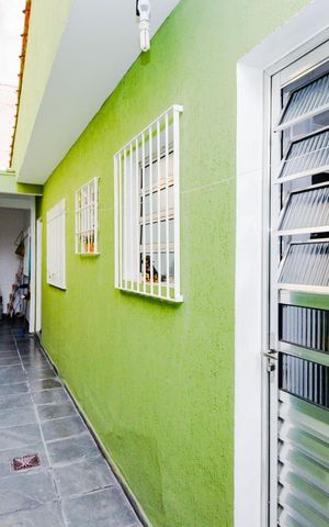 Casa à venda com 100m², 2 quartos e 2 vagasQuintal