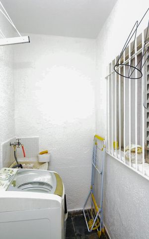 Casa à venda com 100m², 2 quartos e 2 vagasÁrea de Serviço