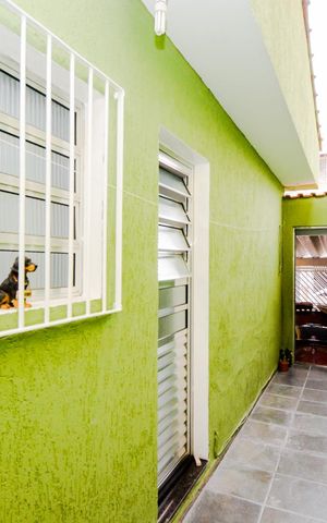 Casa à venda com 100m², 2 quartos e 2 vagasQuintal