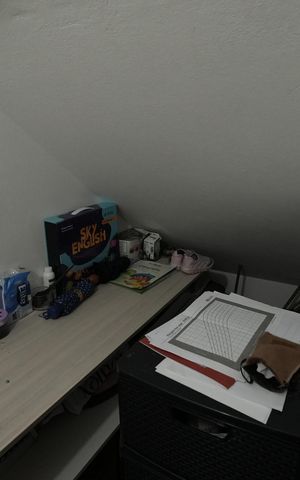 Casa à venda com 210m², 3 quartos e 4 vagasEscritório