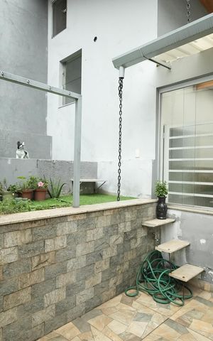 Casa à venda com 210m², 3 quartos e 4 vagasQuintal