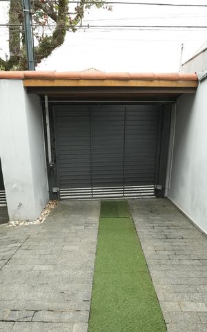 Casa à venda com 210m², 3 quartos e 4 vagasQuintal