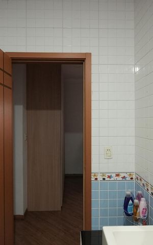 Casa à venda com 210m², 3 quartos e 4 vagasBanheiro Social
